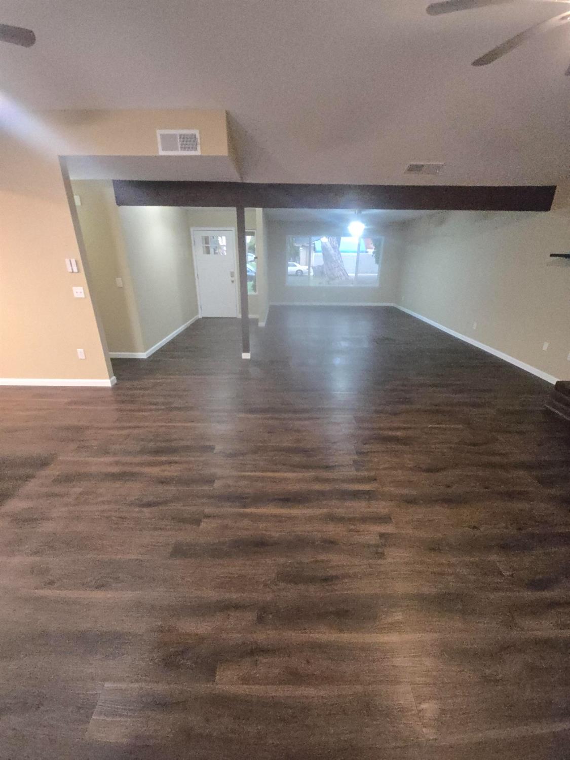 1946 Calimyrna Ave, Clovis, CA 93611