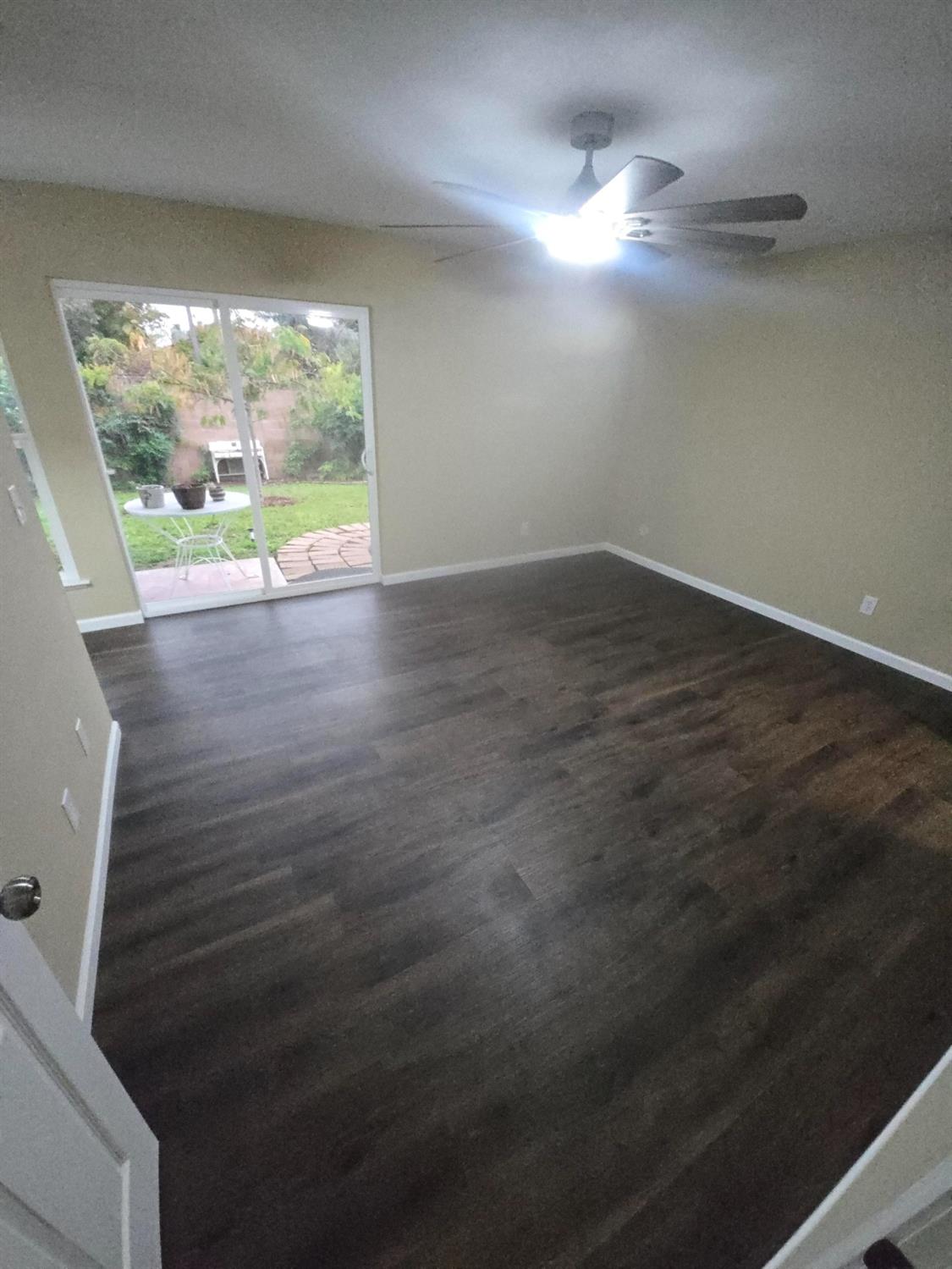 1946 Calimyrna Ave, Clovis, CA 93611